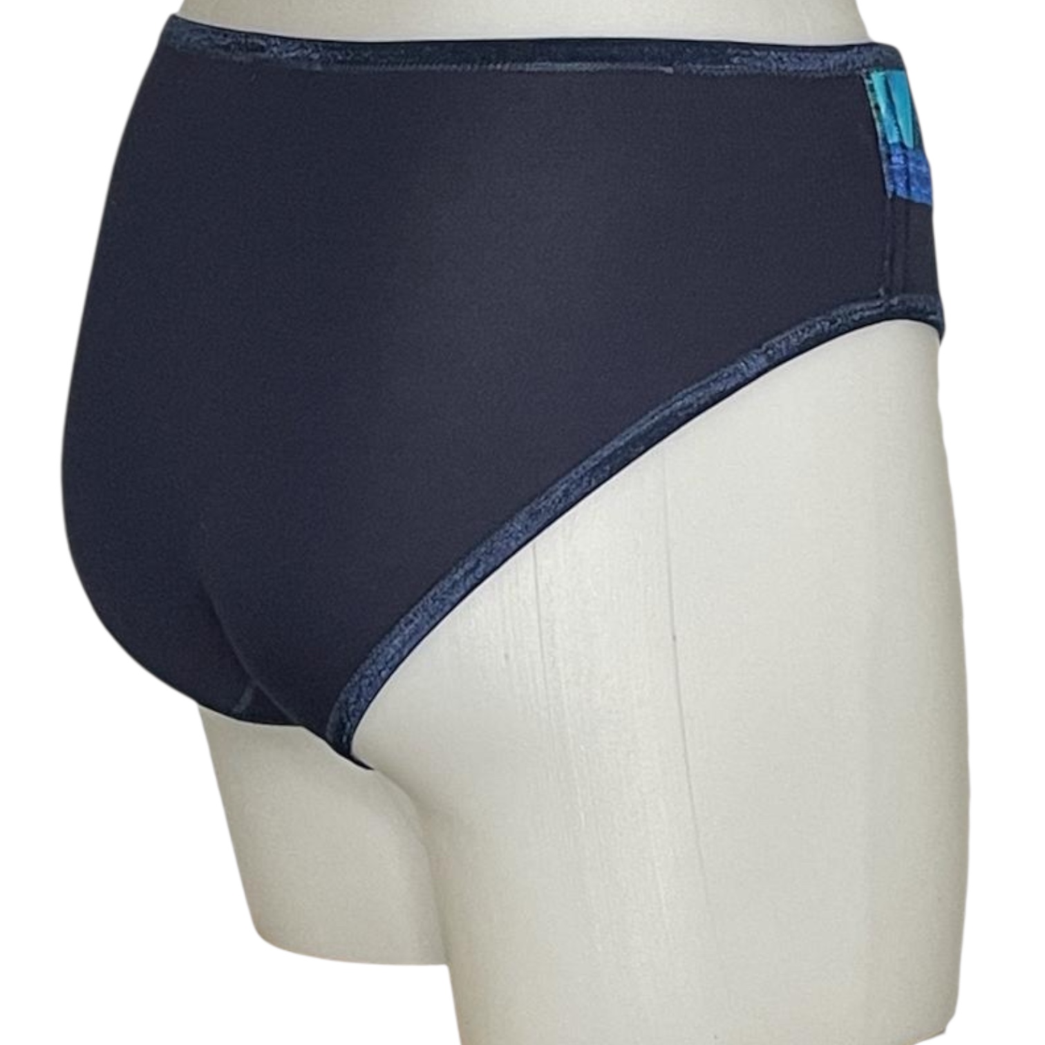 braga para tucking, ropa interior para ocultar genitales, braga compresiva trans, ropa interior para personas trans, braga para disforia de género, ropa interior para apariencia femenina, tucking underwear trans, braga para feminizar silueta, ropa íntima para tucking cómoda, slip para disimular pene tucking panties, underwear to hide genitals, trans compression panties, underwear for trans people, panties for gender dysphoria, underwear for feminine appearance, trans tucking underwear, panties to feminize silhouette, comfortable tucking underwear, briefs to conceal penis
