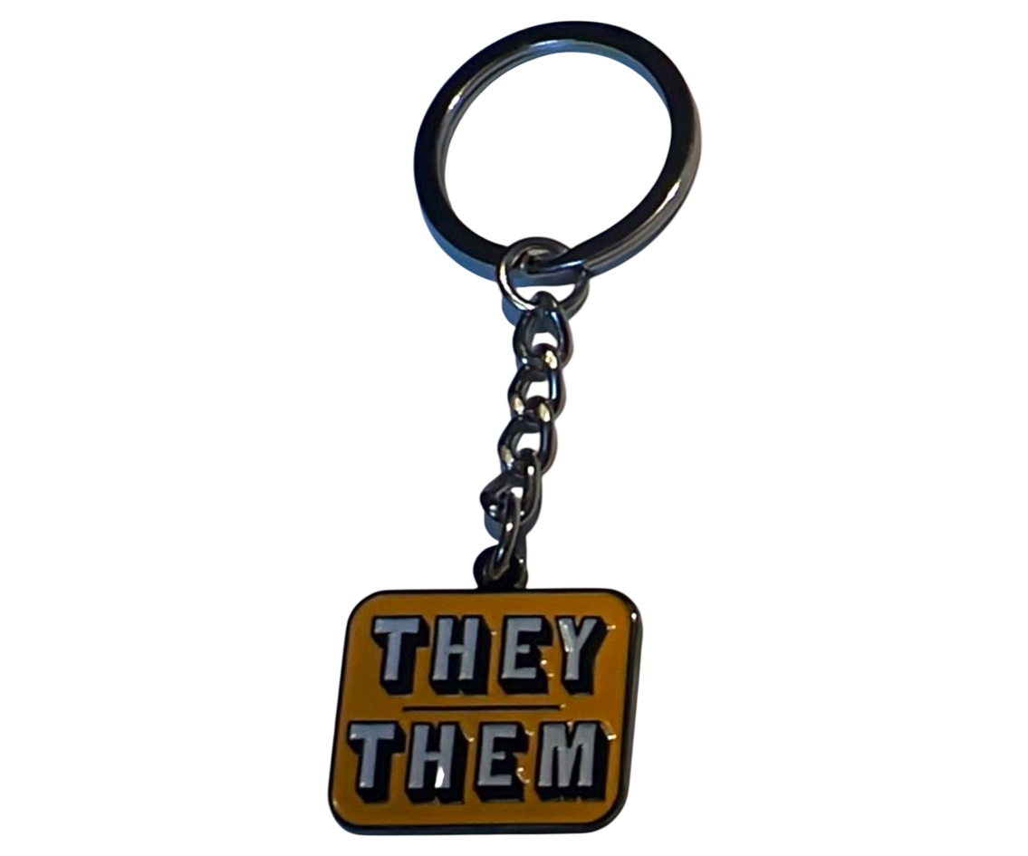 Pines y botones LHBTQIA+ TransUndeez, Pines y botones Pride, Pines accesorios LHBTQ, Pines insignia LGBTQ+, Pines con bandera Pride, Pines de pronombres (ella/they, etc.), Insignias de arcoíris, Pines y botones inclusivos, Accesorios inclusivos de género, Colección de pines queer, Pin “she/they”, Pin orgullo trans, Pin arcoíris bisexual, Insignia orgullo pansexual, Pin icono asexual, Pines ally / queer all year, Mini pines bandera LHBTQ, Pines de inclusividad para ropa, Pines Pride con mensaje